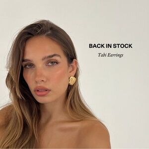 Heaven Mayhem Tabi Earrings, Elegant Gold-Tone Earrings